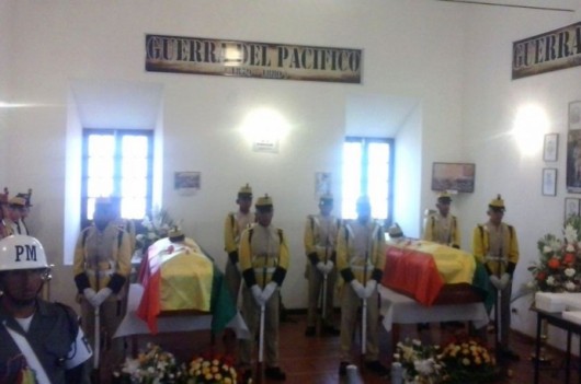Los restos de los soldados chuquisaqueños fueron ubicados en el salón de honor del Museo Militar. Foto: Gabriel Salinas