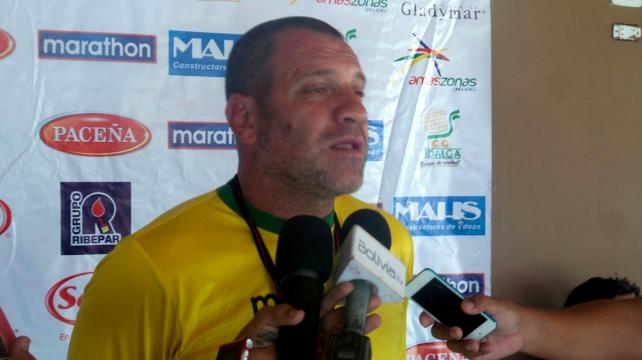Roberto Pompei, entrenador de Oriente Petrolero. Foto. Henry Ugarte