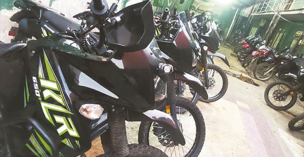 Los policías del segundo turno de la PAC salen a las 15:00 para efectuar patrullajes en diferentes barrios