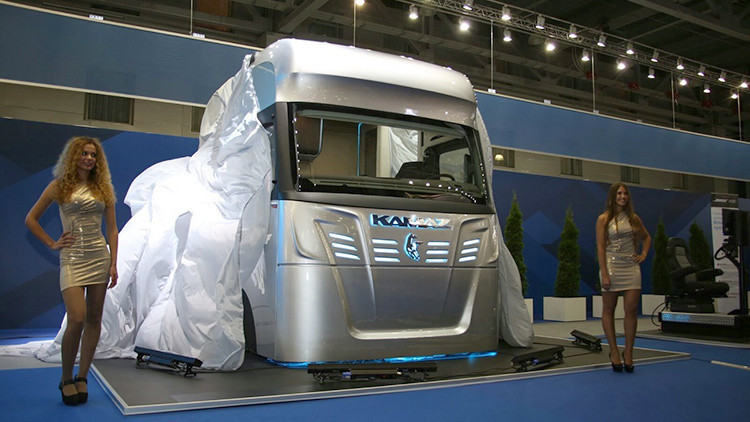 Video: KAMAZ presenta la revolucionaria cabina de camión 'Transformer'