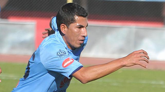 Damir Miranda volverá a ser titular en la academia paceña en reemplazo del suspendido Flores. Foto: APG