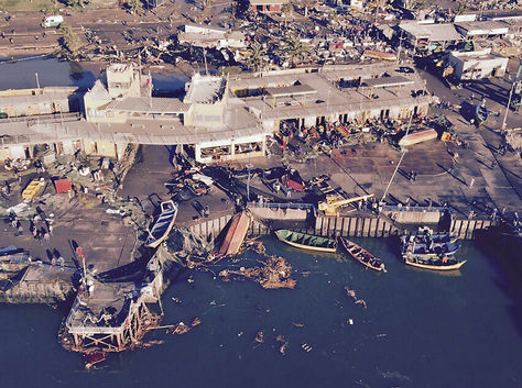 Foto aérea muestra los estragos en el puerto de Coquimbo luego del terremoto que sacudió ayer a parte del norte y centro chileno. Foto: AFP