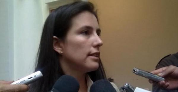 Hortensia Jiménez, viceministra de Electricidad, indicó que el lugar apropiado para construir el centro de investigación nuclear está en uno de los municipios paceños