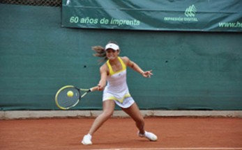 GANADORA. Montaño, una de las promesas en el tenis boliviano. FOTO: CLUB DE TENIS LA PAZ - , Periodista Invitado GANADORA. Montaño, una de las promesas en el tenis boliviano. FOTO: CLUB DE TENIS LA PAZ - , Periodista Invitado
