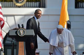 El presidente Barack Obama recibió al papa Francisco en los jardines de la Casa Blanca el miércoles 23 de septiembre.