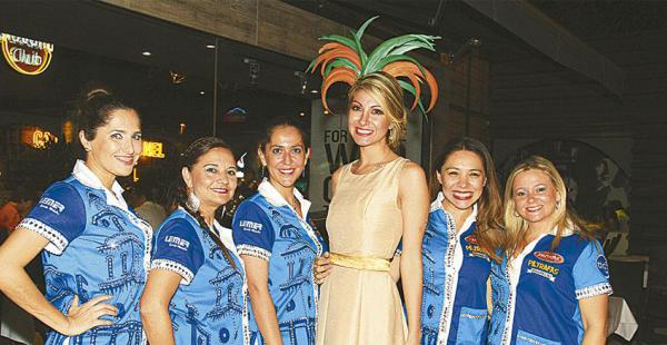 Carolina Román, Elvira Hurtado, Chantal Guillén, Claudia Cantero, Katherine Schrupp y Harlem Jordán