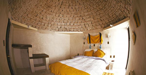 Los hoteles de sal, una original opción Dependiendo de sus posibilidades, el turista puede optar por pasar la noche en alguno de los hoteles de sal que hay en la zona