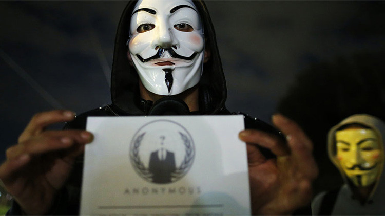 Anonymous ataca sitios web saudíes en protesta de condena de la crucifixión de un joven