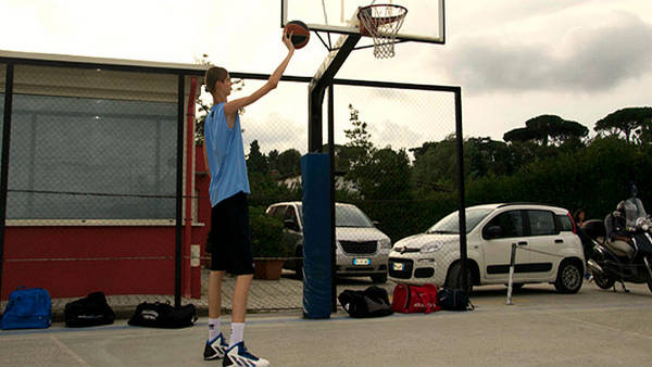 Robert Bobroczky, el gigante de apenas 15 años.