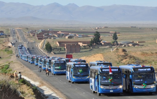 Alcaldía de El Alto decide cambiar nombre de los buses Sariri y convoca a un relanzamiento Alcaldía de El Alto decide cambiar nombre de los buses Sariri y convoca a un relanzamiento