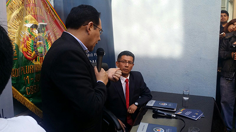 Victor-Hugo-Careaga-asume-como-Fiscal-de-Distrito-de-Cochabamba