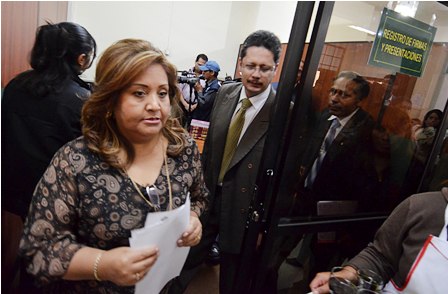 Revelan-36-denuncias-contra-diputada-Betty-Yaniquez