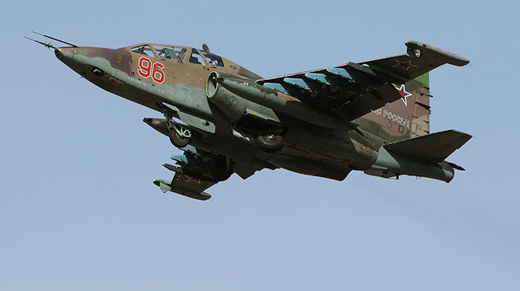 Avión de ataque a tierra Su-25 Grach