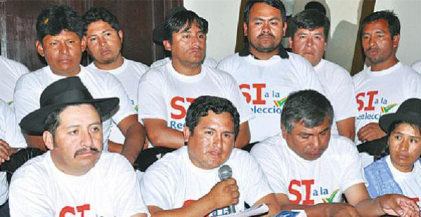 En Sucre, el MAS inició la campaña por el Sí a la re-reelección. En La Paz, Cusi liderará a los que dicen No