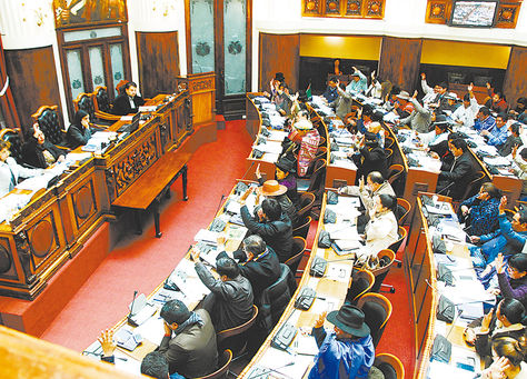 Análisis. El proyecto de Ley de Modificaciones al PGE 2015 será tratado por la Asamblea Legislativa.