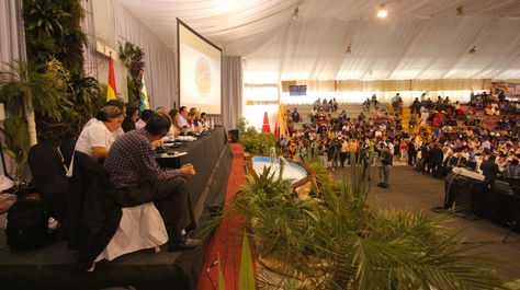 La II Conferencia de los Pueblos sobre Cambio Climático y Defensa de la Vida aprobó en la plenaria de cierre la 'Declaración de Tiquipaya', después de tres días de debates. Foto: ABI