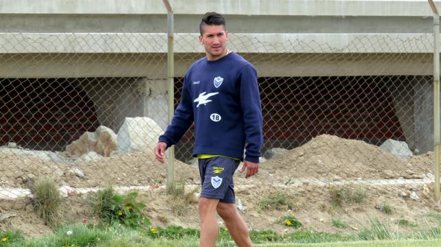 Abel Méndez trabajó separado del grupo por su lesión en su tobillo. Foto: Etzhel Llanque