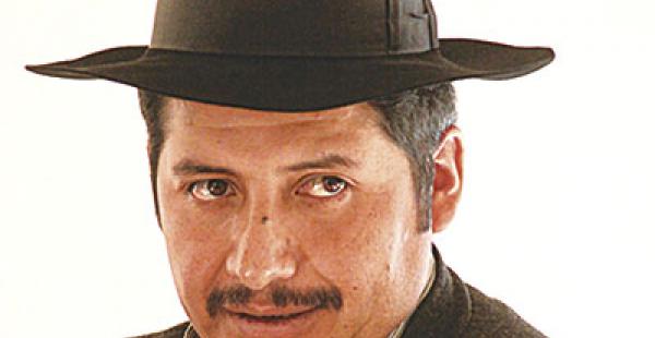 Esteban Urquizu, del MAS, es el gobernador de Chuquisaca