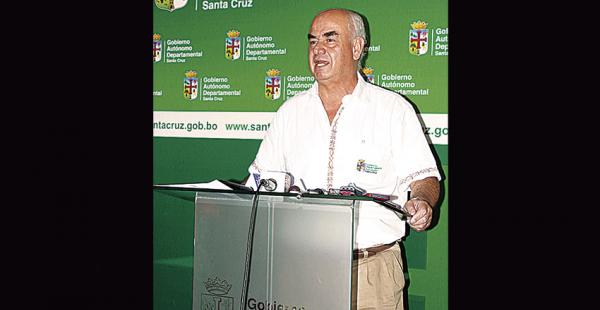 Parada criticó la supuesta bonanza económica. Ve días difíciles