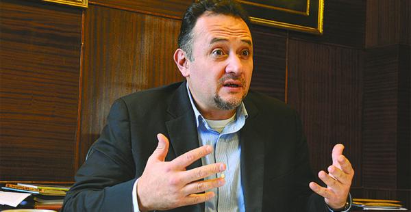 El ministro de Planificación del Desarrollo se encuentra en Nueva York desde el viernes