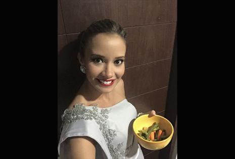 La presentadora de TV, magnífica y empresaria, Roxana Del Río, no tiene miedo al decir que le gustan las selfies, su cuenta de Facebook