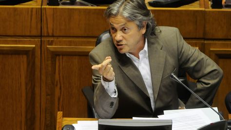 El senador chileno Alejandro Navarro (MAS)