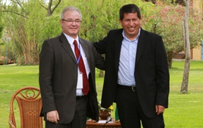 Bolivia y Brasil tratarán en noviembre la ampliación del contrato de venta de gas, que vence en 2019 Bolivia y Brasil tratarán en noviembre la ampliación del contrato de venta de gas, que vence en 2019