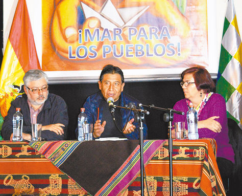 Encuentro. David Choquehuanca ofreció una conferencia en Casa Bolívar, donde habló de integración entre pueblos.