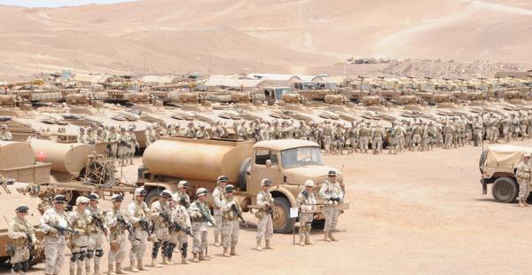 Las Fuerzas Armadas de Chile usarán, una vez más, el desierto de Atacama como escenario para sus ejercicios militares. La imagen corresponde a uno operativo realizado en 2011