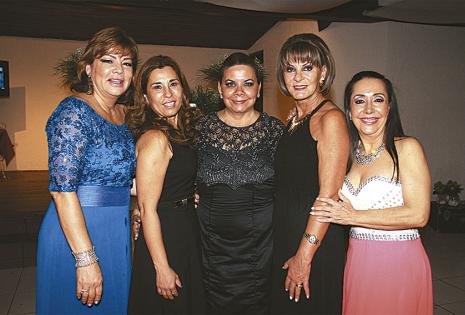 Roxana Terrazas, Claudia Mosciaro, Ema Rojas, Rosmery Gamarra y Marilín Serrate
