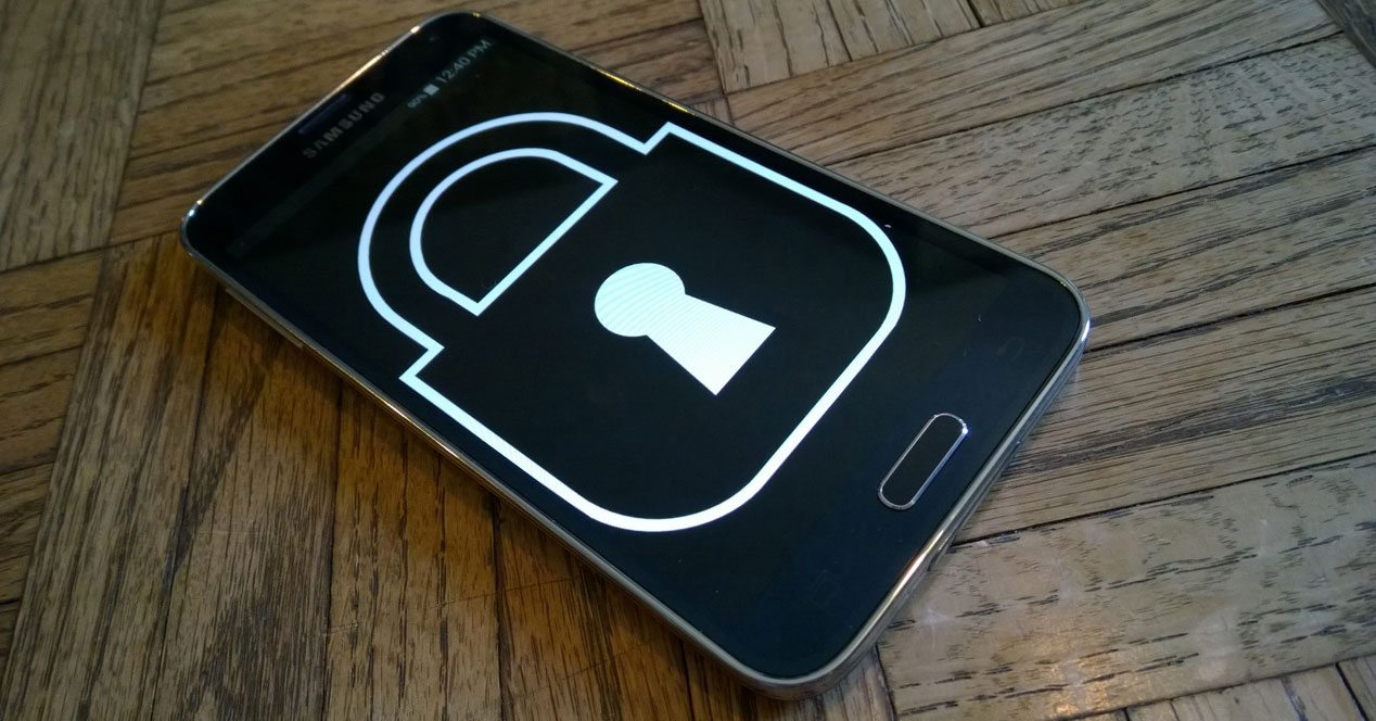 Samsung Galaxy S3 con candado en la pantalla