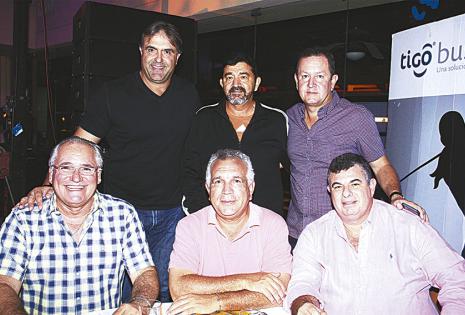 'Matula' Vaca Díez, Rogelio Cadore, 'Beco' Alba, Francisco Antelo, José Luis Durán  y Jorge Justiniano