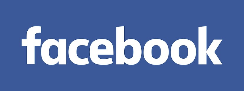 facebook logo 830x312 Facebook quiere describirle fotografías a los invidentes