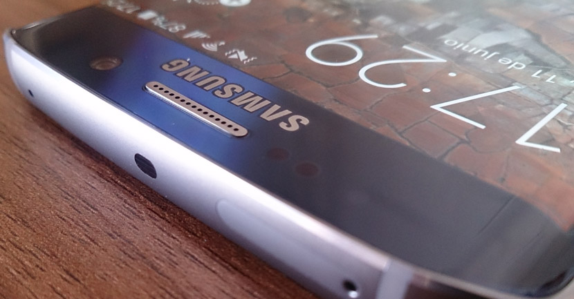 s6 edge Google descubre 11 fallos de seguridad en el Galaxy S6 Edge de Samsung