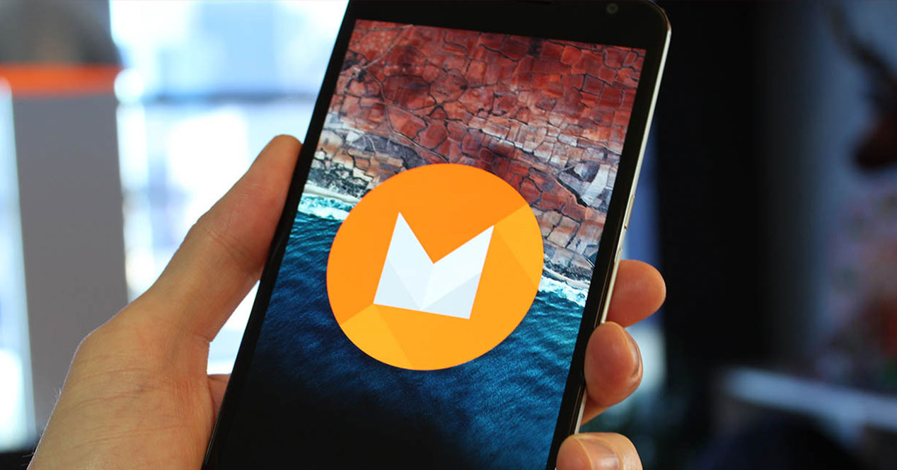 Android 6.0 Marshmallow logo en movil