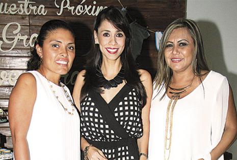 Éricka Castro, Moira Rueda y Zulma Chávez
