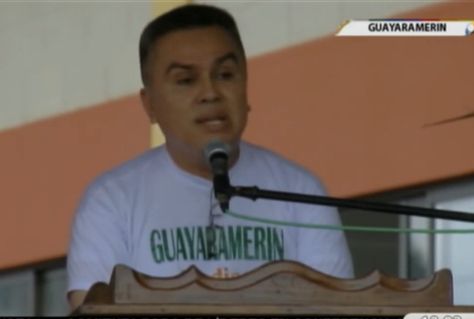 El conocido presentador de televisión Bladimir Bravo expresó hoy su apoyo al Si rumbo al referéndum constitucional durante la entrega de la terminal en Guayaramerín.