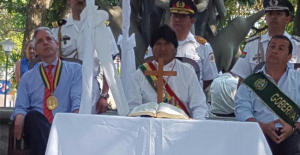 El presidente Evo Morales junto al vicepresidente y el gobernador de Beni participan en los actos protocolares en homenaje al departamento amazónico