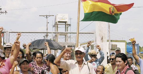 Además del paro cívico general e indefinido, los matieños mantienen tomada la planta de Guaracachi-San Matías. Anunciaron que no cederán