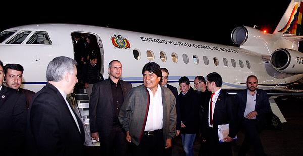 Morales llegó este domingo por la noche a Irán. Foto Prensa Palacio de Gobierno