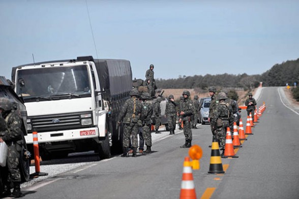 Vigilancia de tráfico en la frontera Bolivia-Brasil. -   Efe Agencia