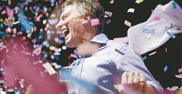argentina  da un giro  mauricio macri se instalará en la casa rosada con un discurso conciliador Con el cliché de la ‘revolución de la alegría’, Macri conquistó a las clases medias y dio un golpe al kirchnerismo