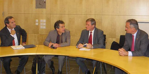 Los senadores chilennos Andrés Allamand e Ignacio Walker reunidos con el Grupo Parlamentario de Amistad con América del Sur, en Berlín | Foto: @Minrel_Chile - . Agencia