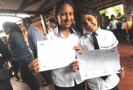 Este lunes los colegiales despidieron el año escolar, se volverán a encontrar en febrero