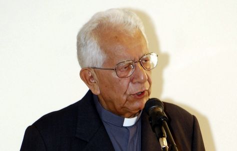 El cardenal Julio Terrazas