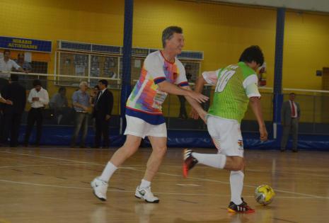 Evo y Macri jugaron futbol juntos. Foto: ABI