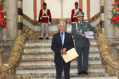 El Presidente en ejercicio, Álvaro García Linera en conferencia de prensa, hoy 10 de diciembre de 2015. Foto: ABI