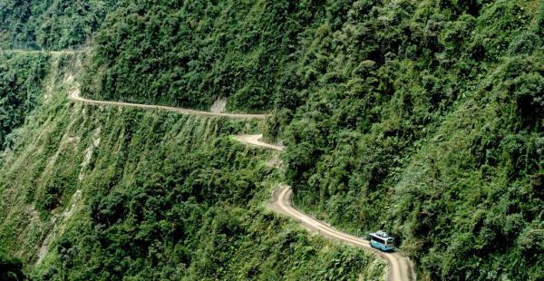 Carretera a Los Yungas