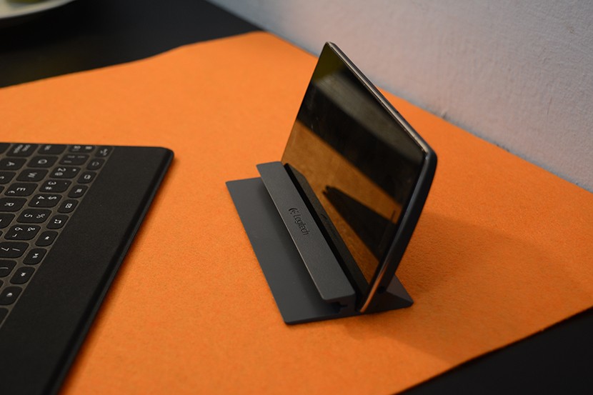 keys-to-go con un smartphone horizontal