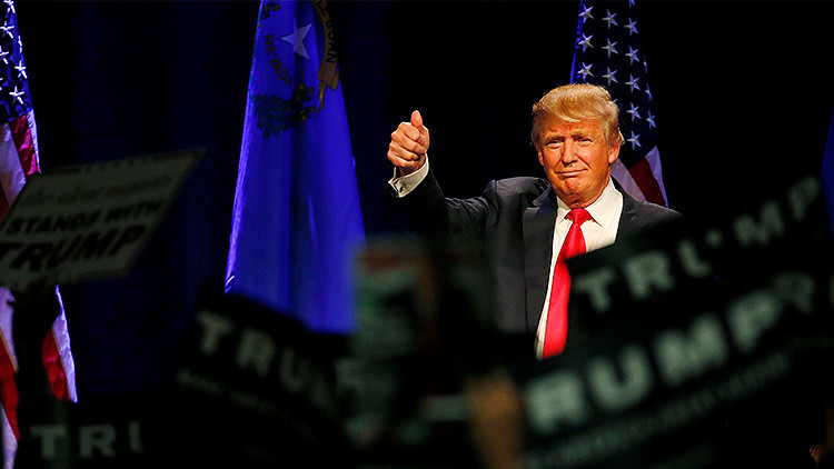 El precandidato presidencial republicano de EE.UU., Donald Trump, durante un discurso pronunciado en un mitin en Las Vegas, Nevada, el 14 de diciembre de 2015.